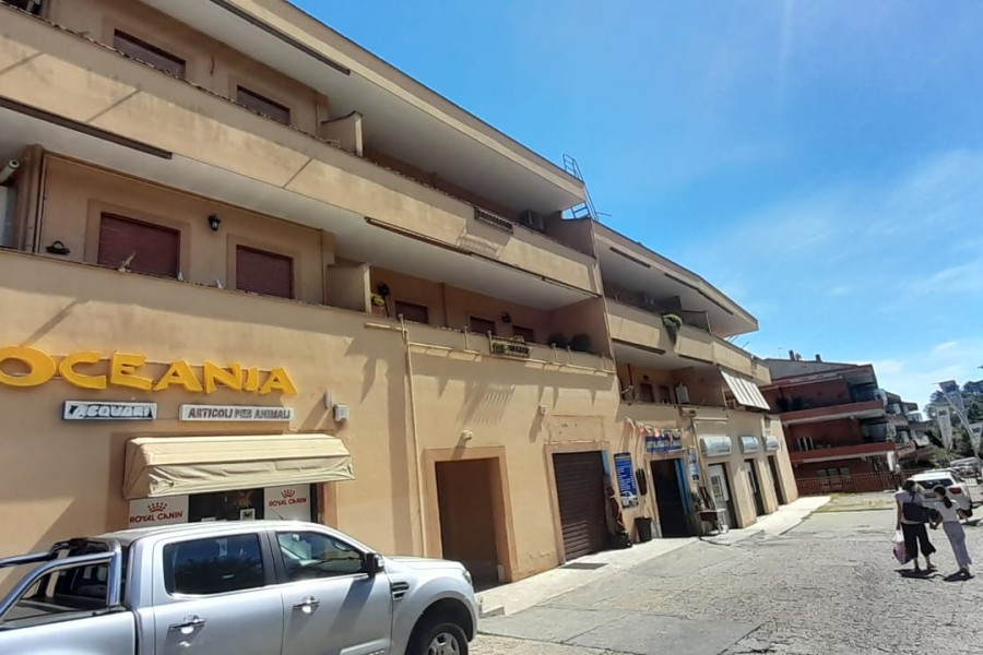Abitativo - Appartamento In Locazione, Bracciano > Bracciano Centro