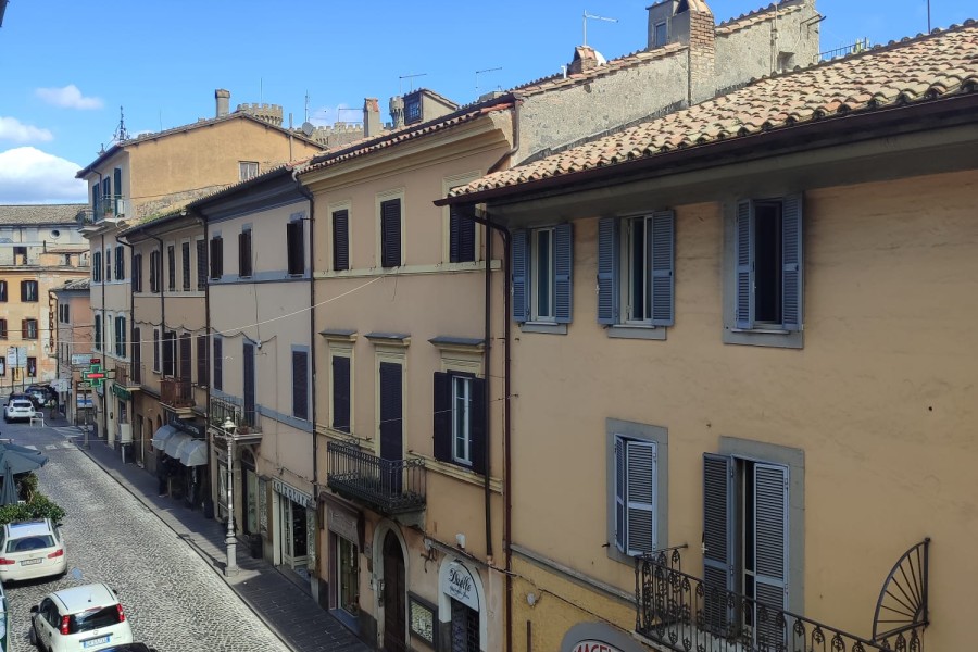 Ufficio In Locazione, Bracciano > Bracciano Centro
