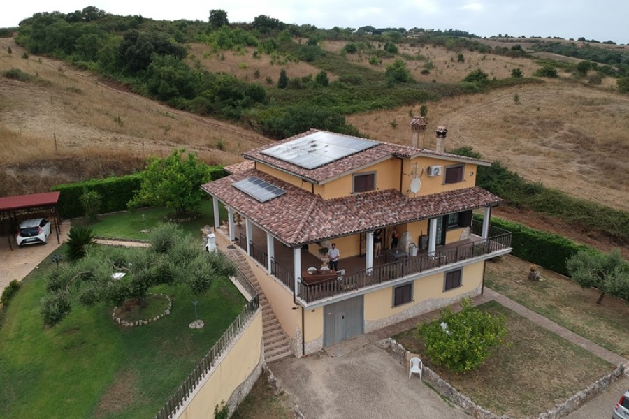 Abitativo - Villa uni In Vendita, Anguillara Sabazia > Santo Stefano