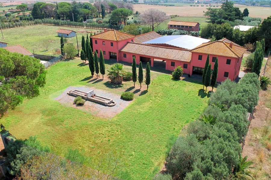 Abitativo - Villa uni In Vendita, Anguillara Sabazia > Due Pini