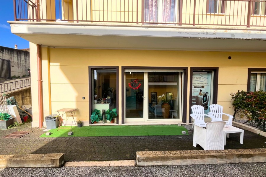 Attività Commerciale In Vendita, Anguillara Sabazia > Vignali